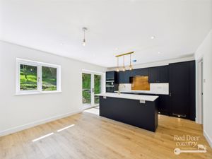 Kitchen/Dining Room- click for photo gallery
